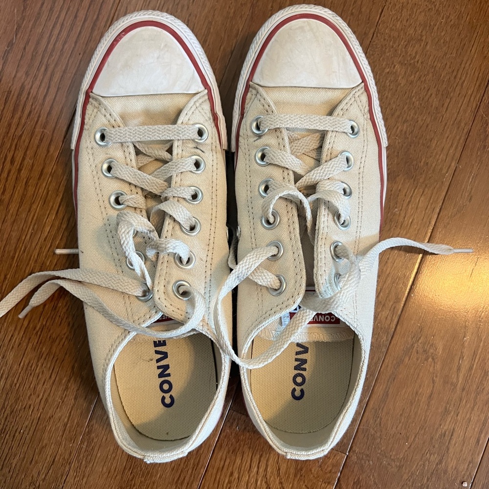 converse low tops, cream